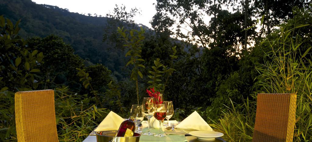 Niraamaya Retreats Cardamom Club Thekkady Exterior photo