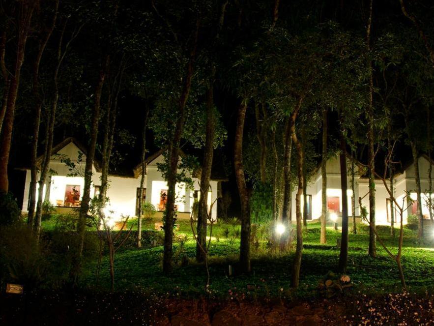 Niraamaya Retreats Cardamom Club Hotel Thekkady Exterior photo