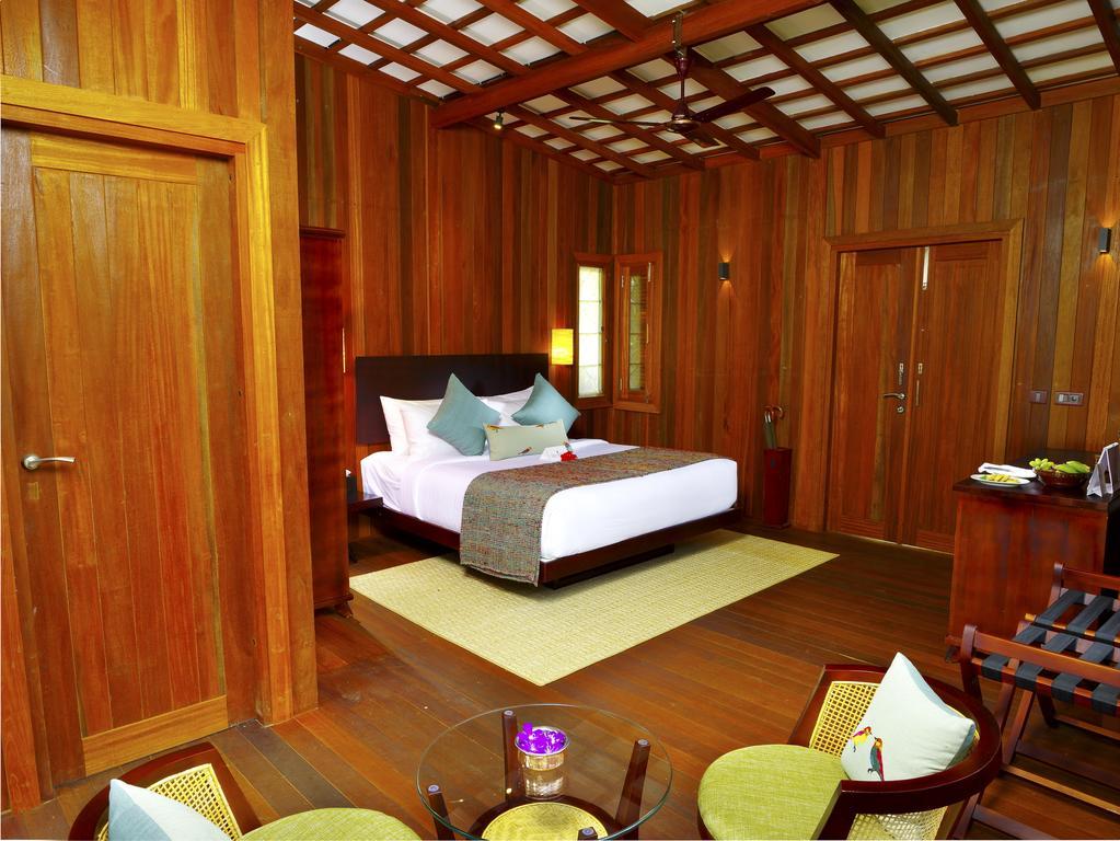 Niraamaya Retreats Cardamom Club Thekkady Exterior photo
