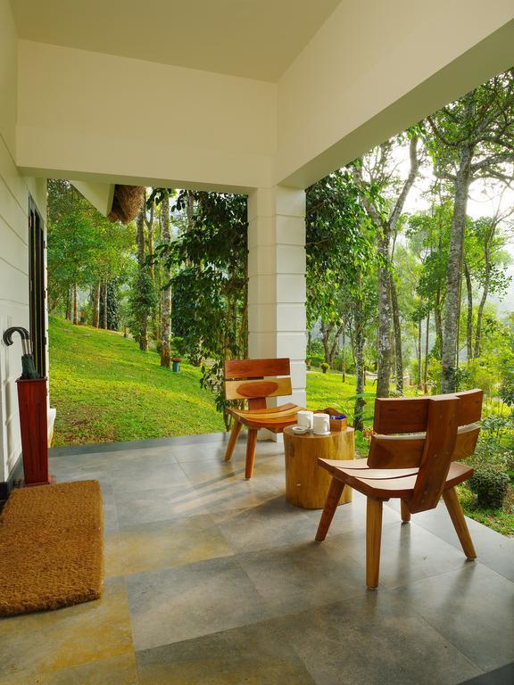 Niraamaya Retreats Cardamom Club Hotel Thekkady Exterior photo