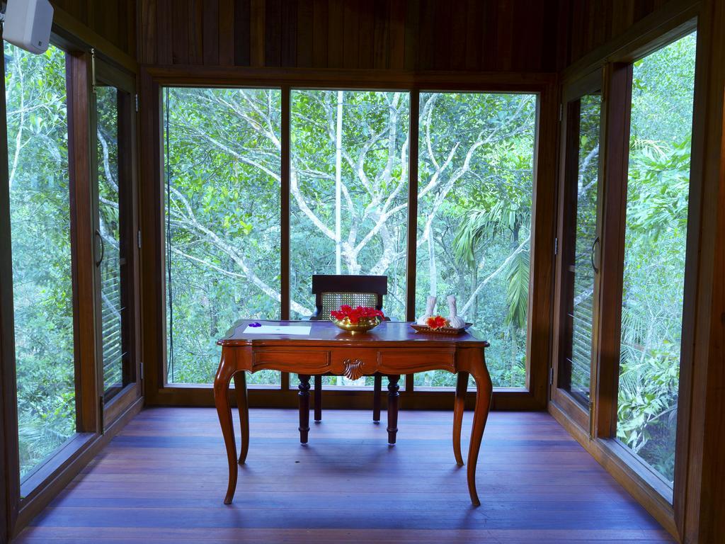 Niraamaya Retreats Cardamom Club Thekkady Exterior photo