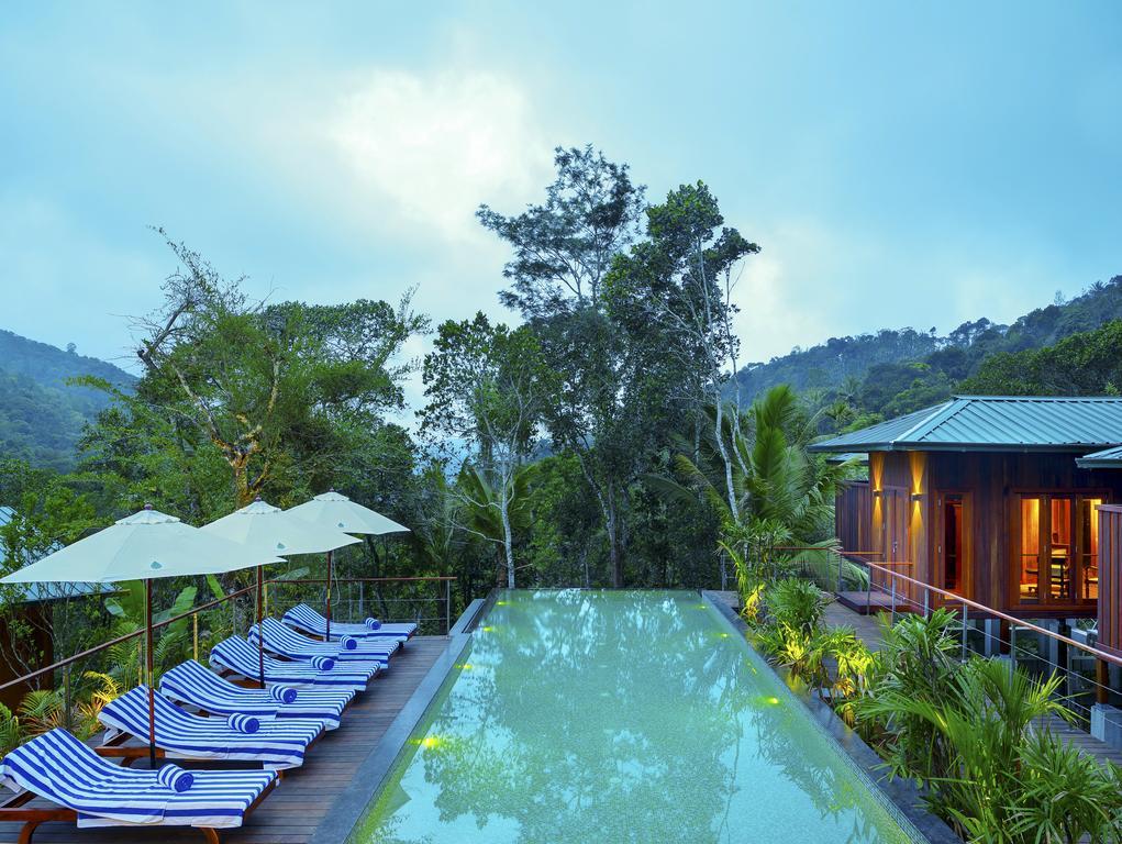 Niraamaya Retreats Cardamom Club Hotel Thekkady Exterior photo