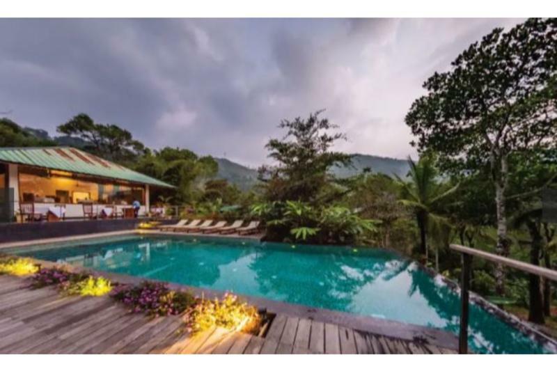 Niraamaya Retreats Cardamom Club Thekkady Exterior photo